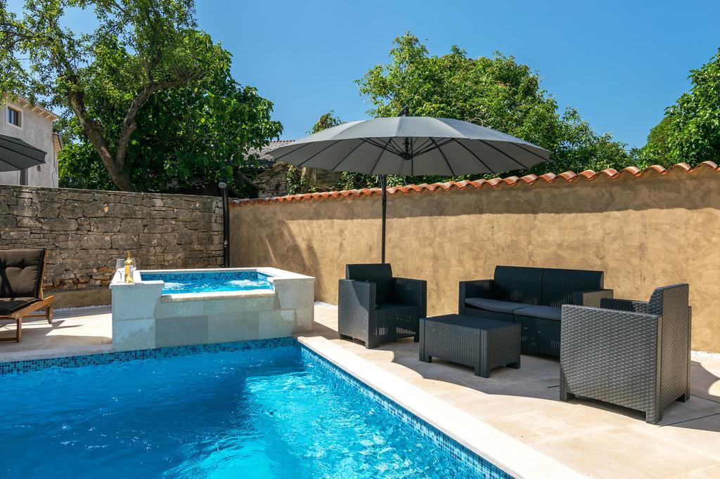 Villa Sagri - Heated Pool Zagrici Εξωτερικό φωτογραφία