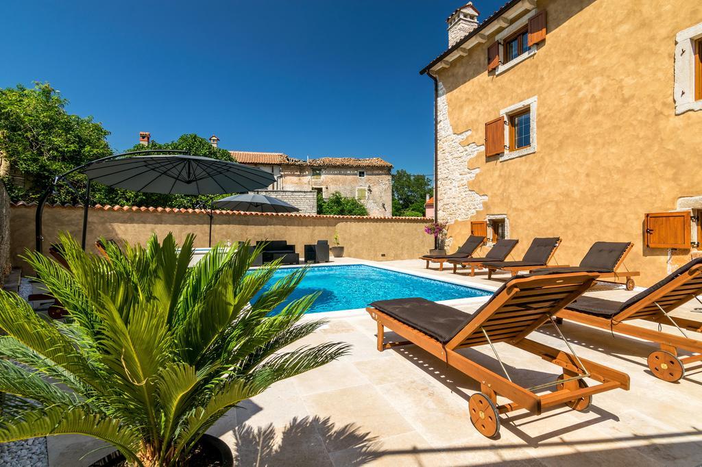 Villa Sagri - Heated Pool Zagrici Εξωτερικό φωτογραφία