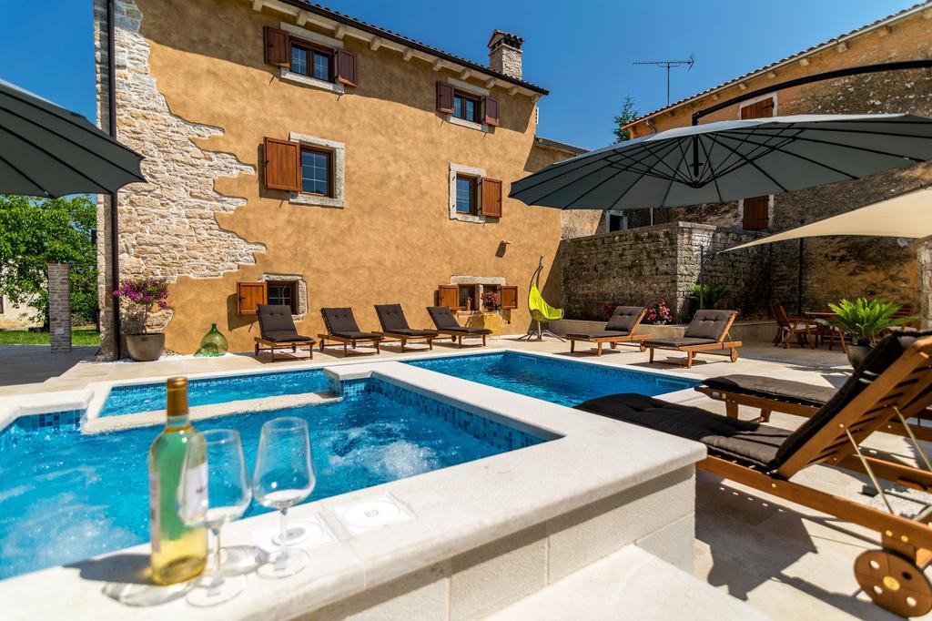 Villa Sagri - Heated Pool Zagrici Εξωτερικό φωτογραφία
